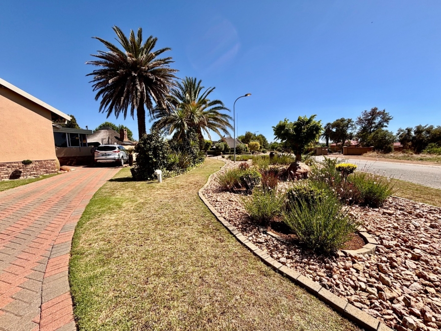 3 Bedroom Property for Sale in Meiringspark North West